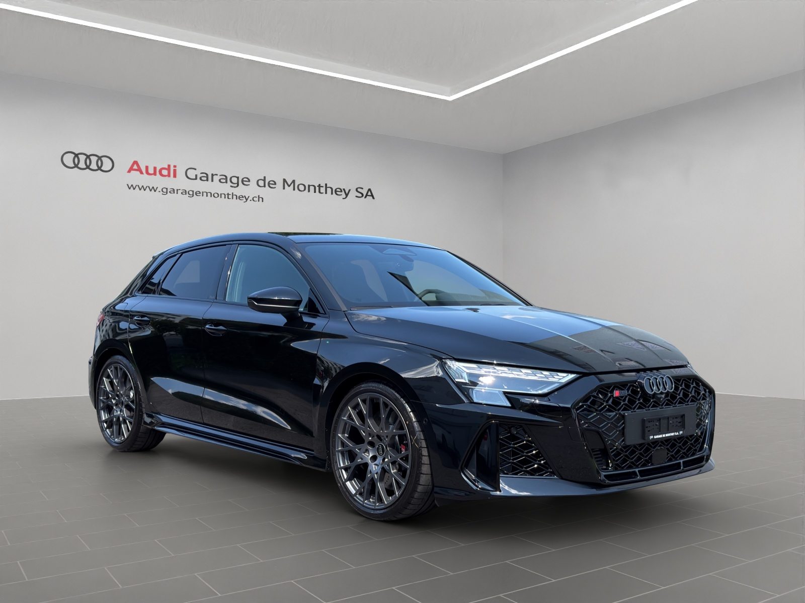 AUDI RS 3 Sportback, Petrol, New car, Automatic - 2