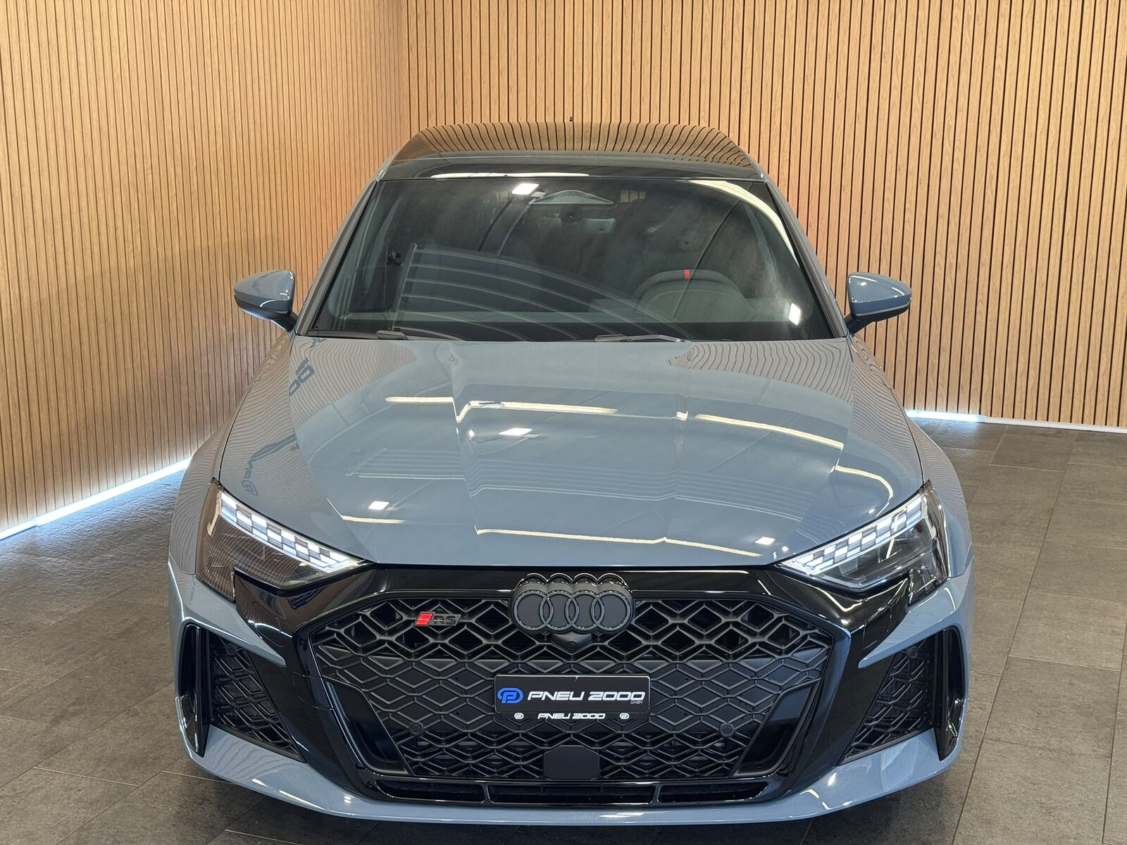 AUDI RS3 Sportback 2.5 TSI Kemoragrau quattro S-tronic, Benzin, Neuwagen, Automatik - 2