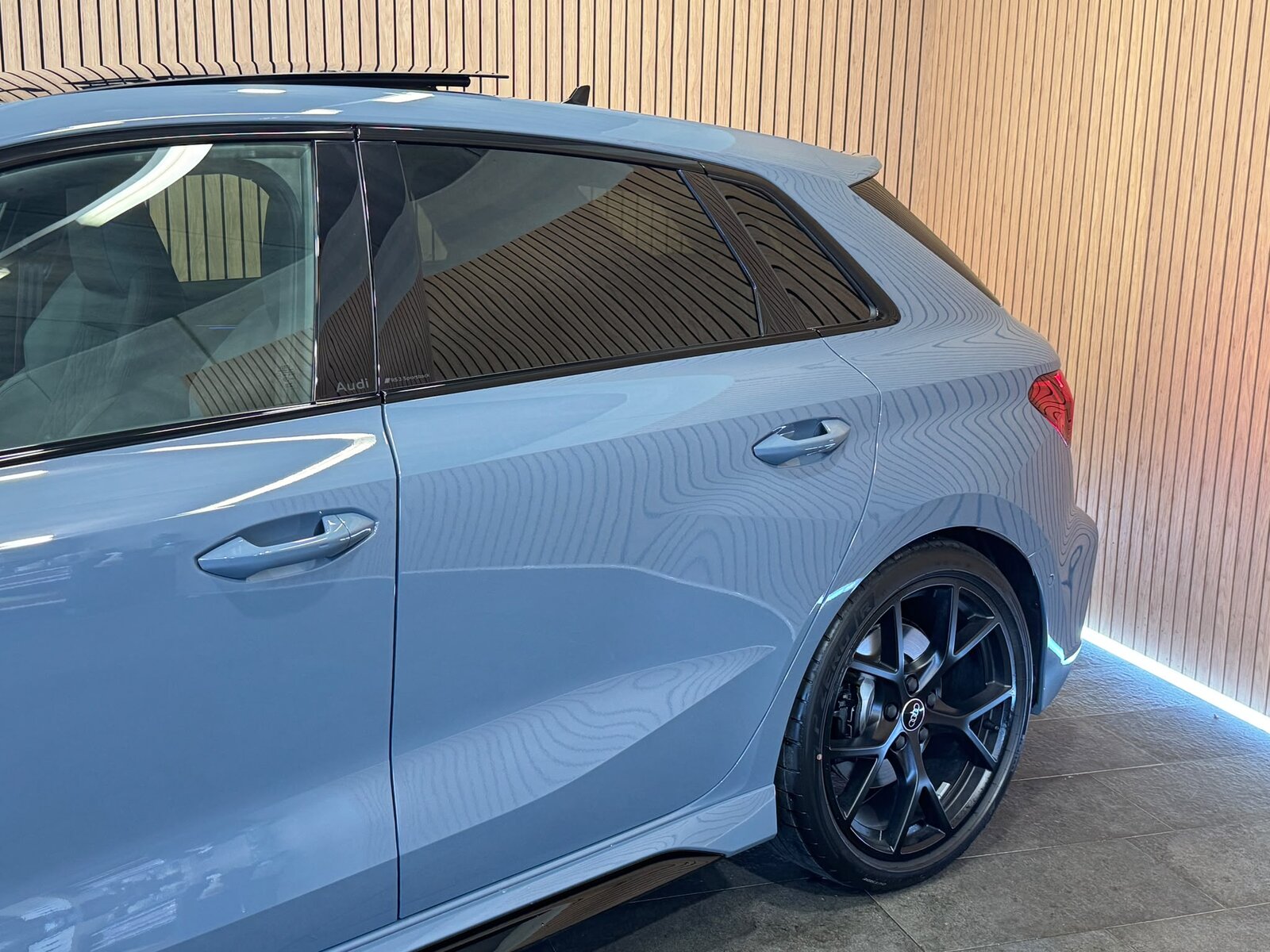 AUDI RS3 Sportback 2.5 TSI Kemoragrau quattro S-tronic, Benzin, Neuwagen, Automatik - 5