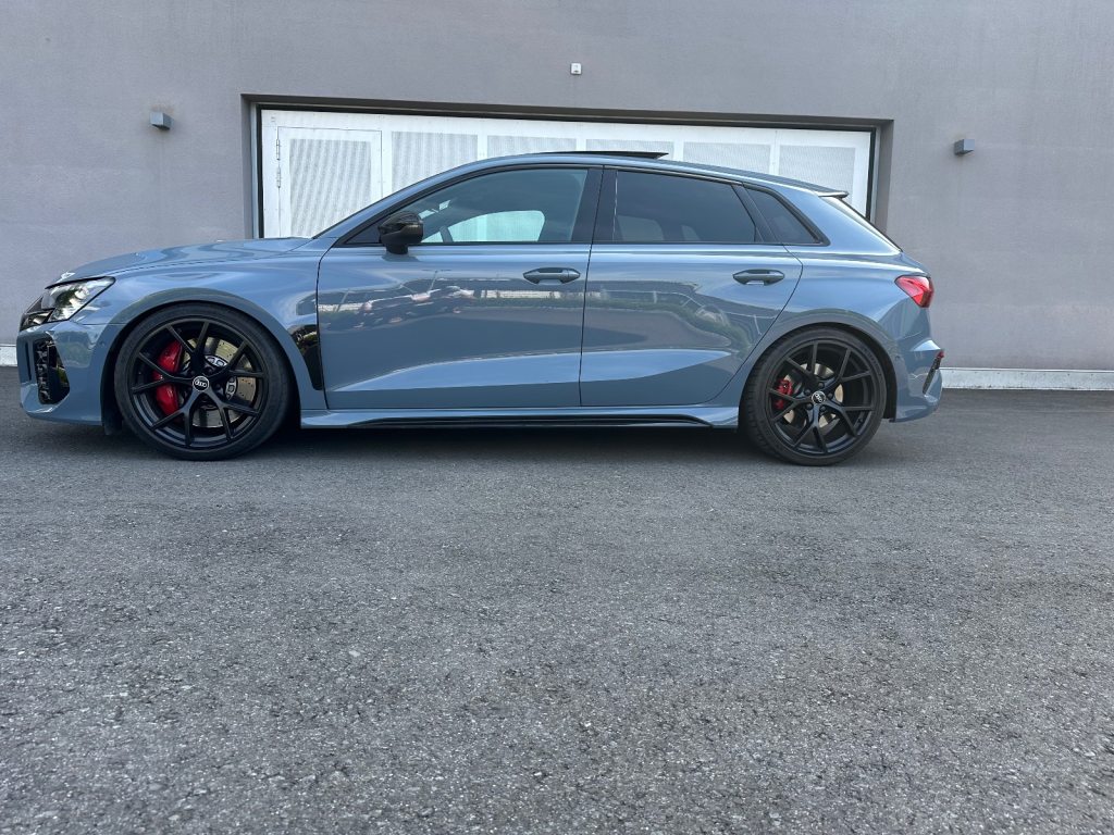 AUDI RS3 2.5 TFSI quattro S-Tronic, Benzin, Occasion / Gebraucht, Automatik - 2