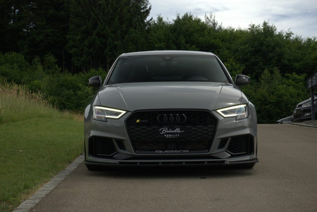 AUDI RS3 2.5 T FSI quattro S-Tronic, Benzin, Occasion / Gebraucht, Automatik - 2