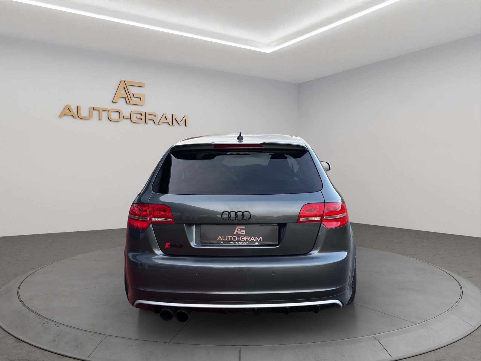 AUDI RS3 Sportback 2.5 TFSI quattro S-tronic, Petrol, Second hand / Used, Automatic - 4