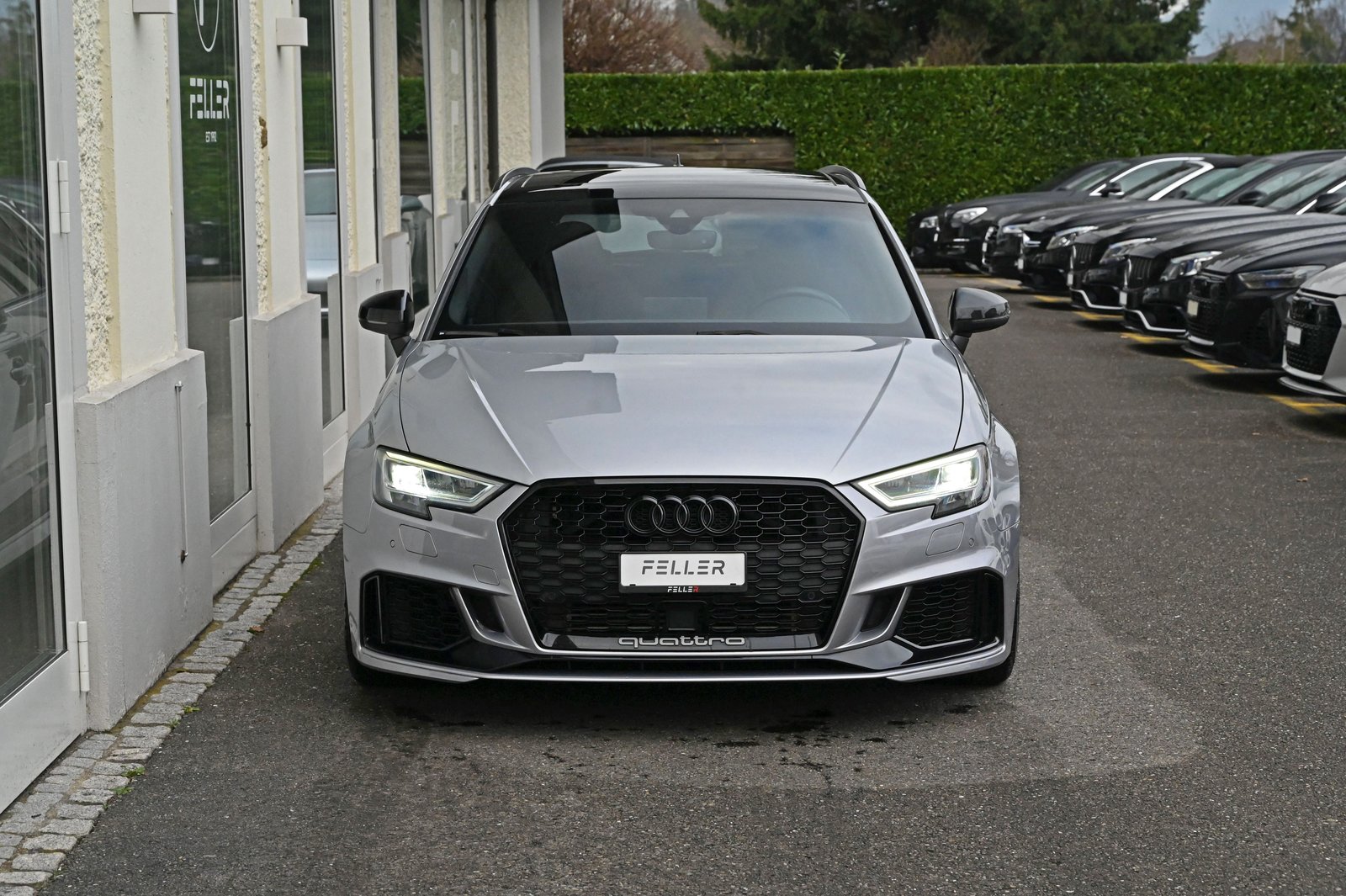 AUDI RS3 "APR 555 Kit" Sportback 2.5 TSI quattro S-tronic, Benzin, Occasion / Gebraucht, Automat - 2
