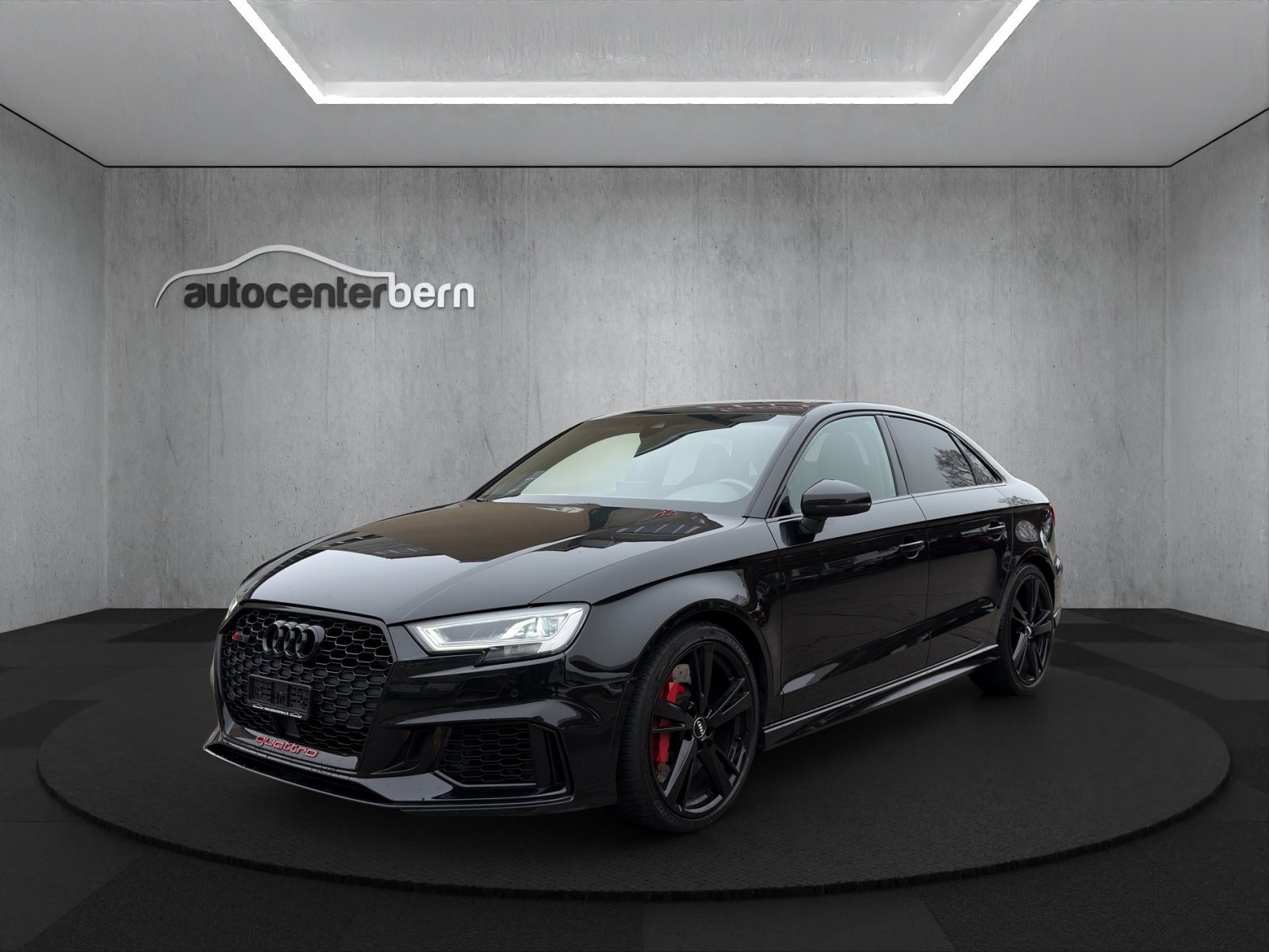 AUDI RS3 Limousine 2.5 TSI quattro S-tronic, Benzin, Occasion / Gebraucht, Automatik - 3