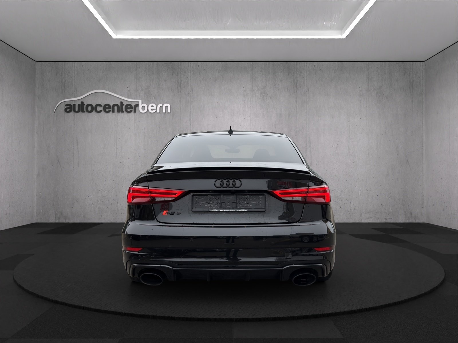 AUDI RS3 Limousine 2.5 TSI quattro S-tronic, Benzin, Occasion / Gebraucht, Automatik - 6