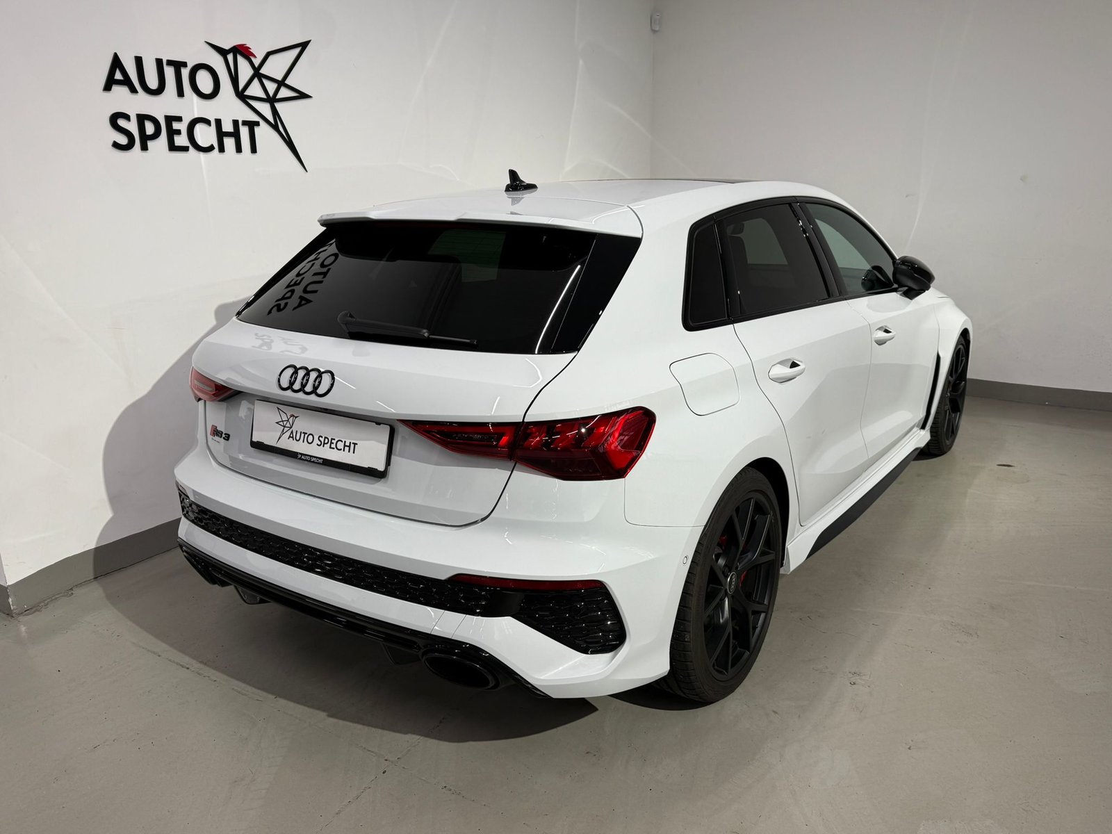 AUDI RS3 Sportback 2.5 TSI quattro S-tronic, Essence, Occasion / Utilisé, Automatique - 5