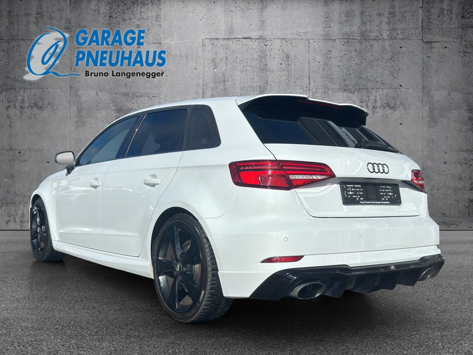 AUDI RS3 Sportback 2.5 TSI quattro S-tronic, Petrol, Second hand / Used, Automatic - 5