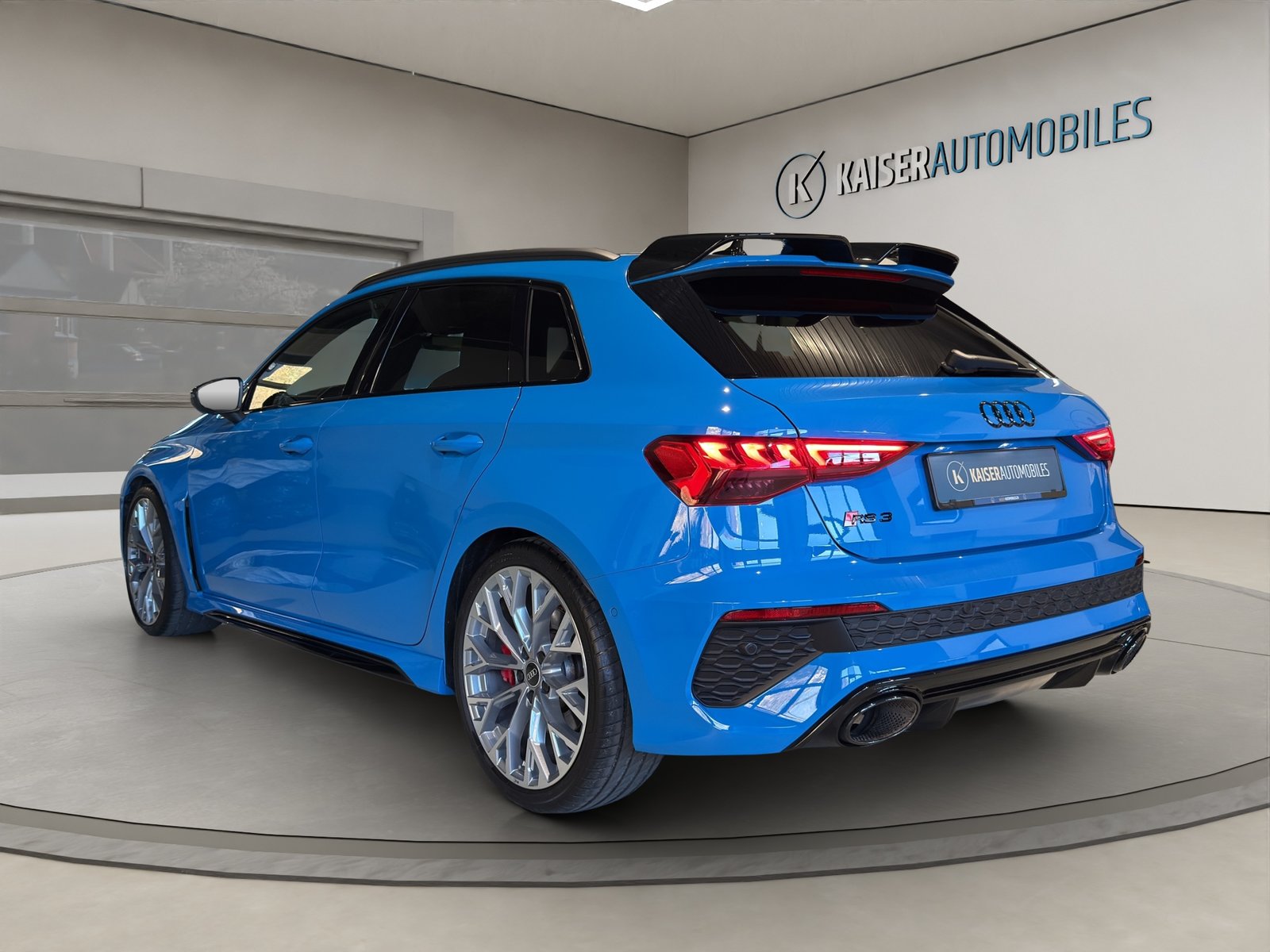 AUDI RS3 Sportback 2.5 TSI quattro S-tronic, Petrol, Second hand / Used, Automatic - 2