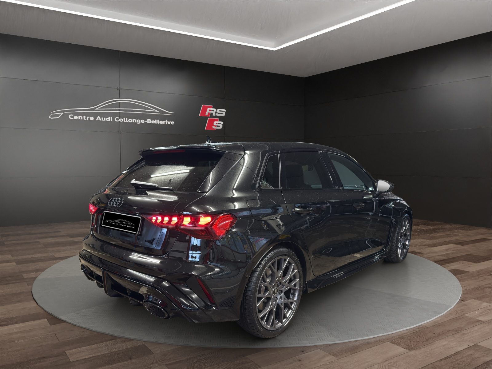 AUDI RS 3 Sportback, Benzin, Occasion / Gebraucht, Automatik - 6