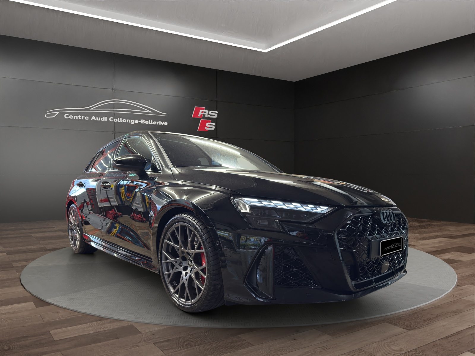 AUDI RS 3 Sportback, Benzin, Occasion / Gebraucht, Automatik - 7