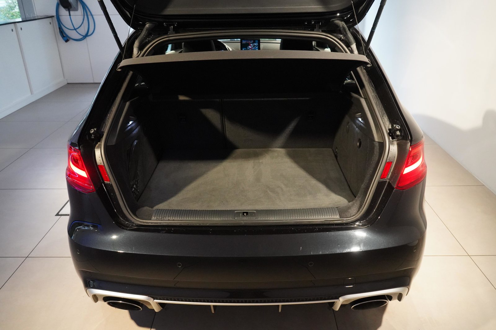 AUDI RS3 Sportback 2.5 T FSI quattro S-Tronic, Essence, Occasion / Utilisé, Automatique - 5