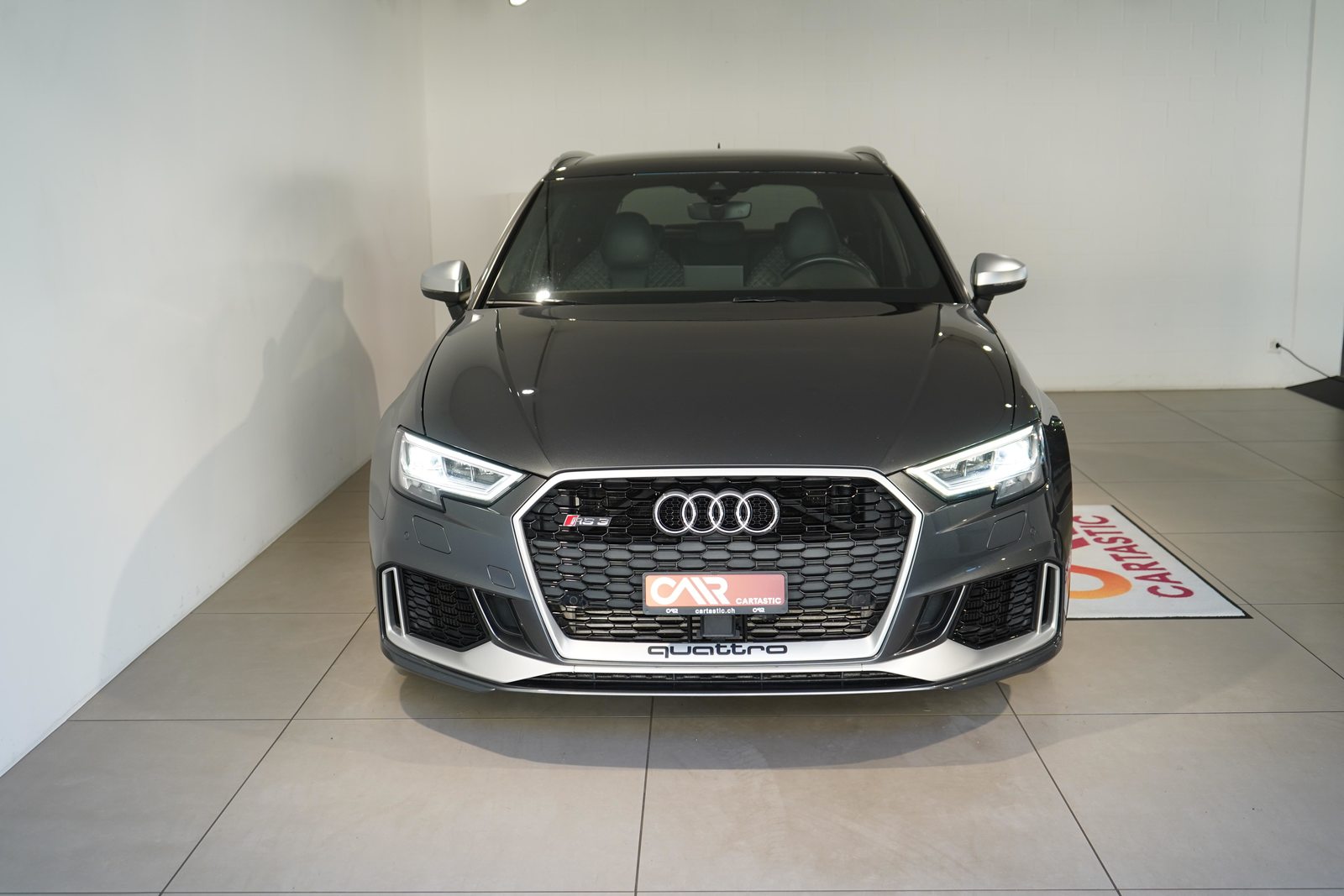 AUDI RS3 Sportback 2.5 T FSI quattro S-Tronic, Petrol, Second hand / Used, Automatic - 2
