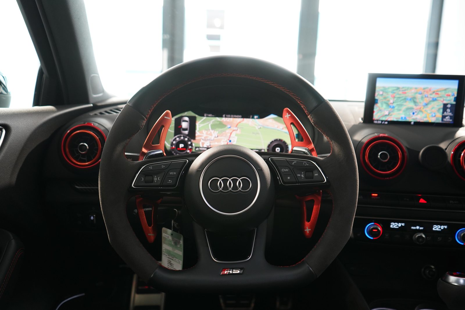 AUDI RS3 Limousine 2.5 T FSI quattro S-Tronic, Essence, Occasion / Utilisé, Automatique - 7