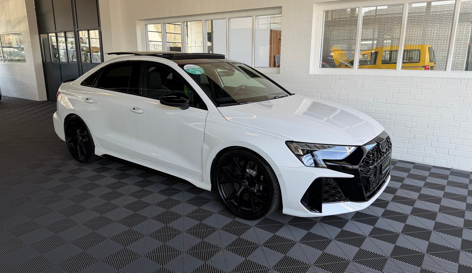 AUDI RS3 Limousine ABT 485 PS ( CH ) 2.5 TSI quattro S-troni
