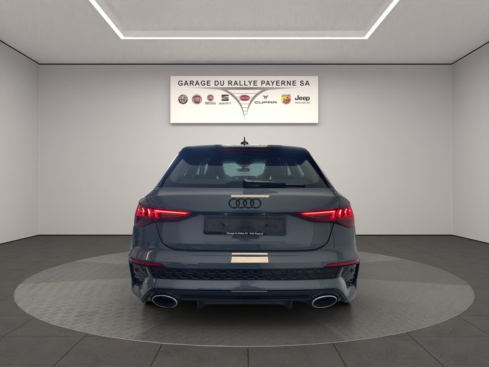 AUDI RS3 Sportback 2.5 TSI quattro S-tronic, Essence, Occasion / Utilisé, Automatique - 4