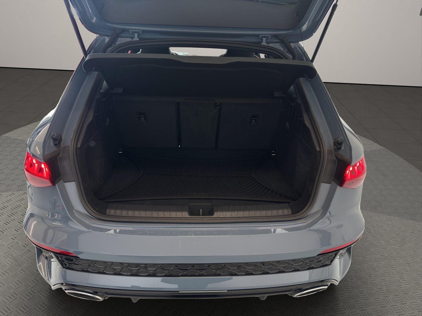 AUDI RS3 Sportback 2.5 TSI quattro S-tronic, Essence, Occasion / Utilisé, Automatique - 7