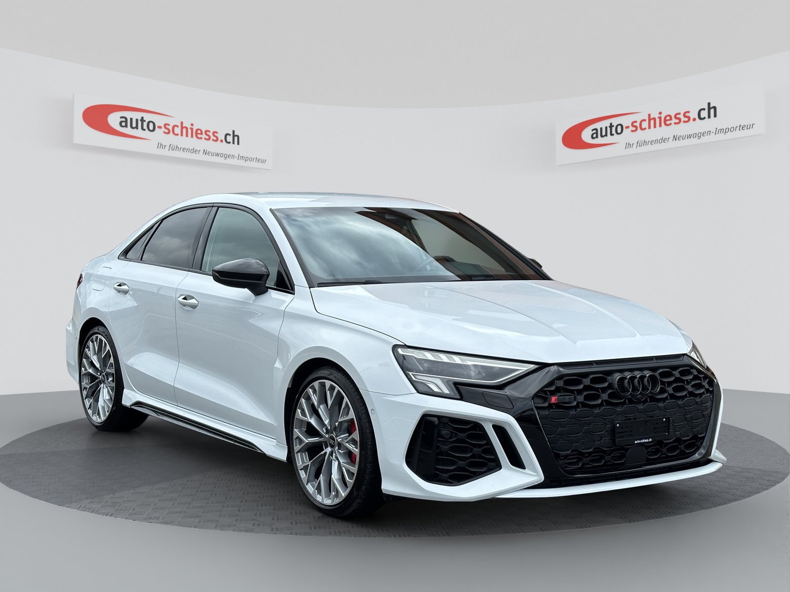 AUDI RS3 Limousine 2.5 TSI quattro Schwarz Plus S-tronic