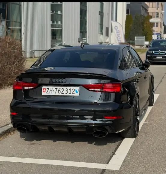 AUDI RS3 Limousine 2.5 T FSI quattro S-Tronic, Petrol, Second hand / Used, Automatic - 2