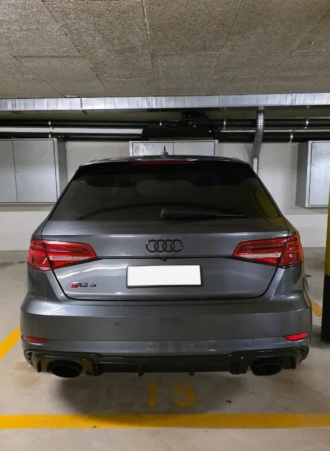 AUDI RS3 Sportback 2.5 T FSI quattro S-Tronic, Petrol, Second hand / Used, Automatic - 2
