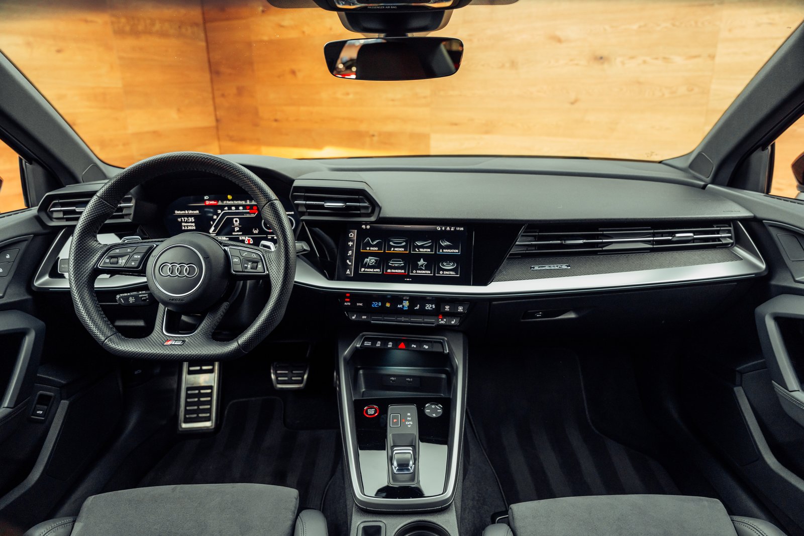 AUDI RS3 Limousine 2.5 TSI quattro S-tronic, Benzin, Occasion / Gebraucht, Automatik - 5