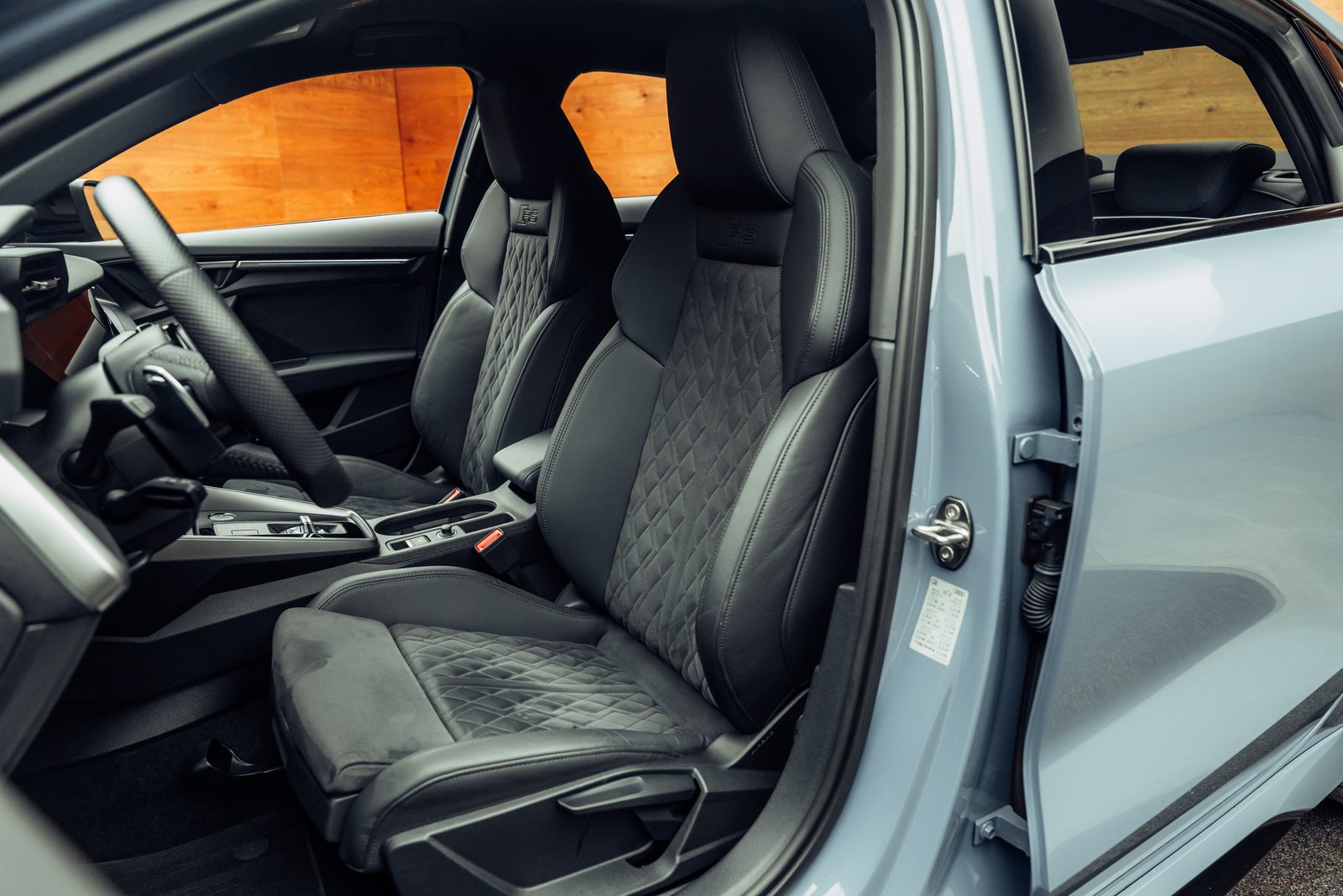 AUDI RS3 Limousine 2.5 TSI quattro S-tronic, Benzin, Occasion / Gebraucht, Automatik - 6