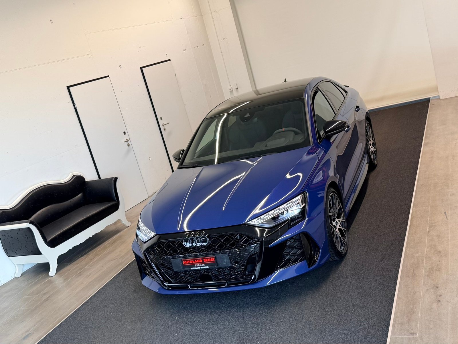 AUDI RS3 Limousine 2.5 TSI quattro S-tronic, Petrol, Second hand / Used, Automatic - 4