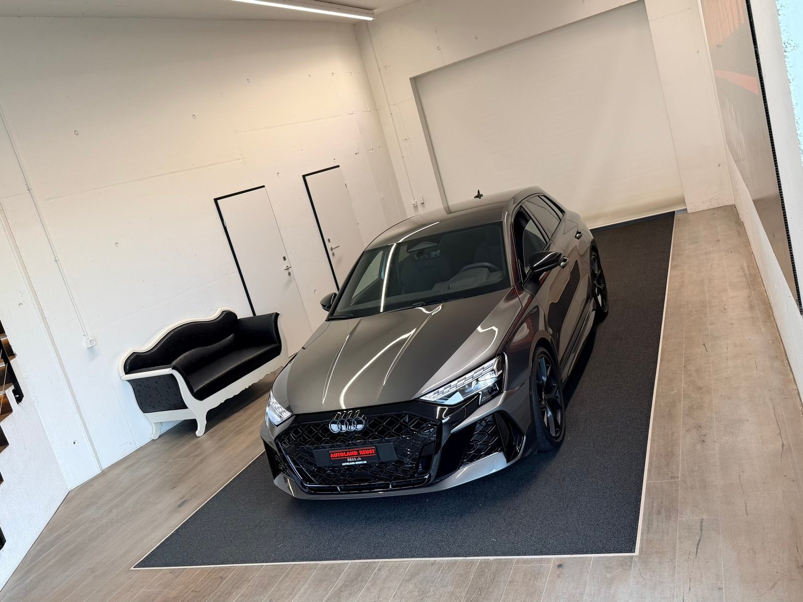 AUDI RS3 Sportback 2.5 TSI quattro S-tronic, Petrol, Second hand / Used, Automatic - 4