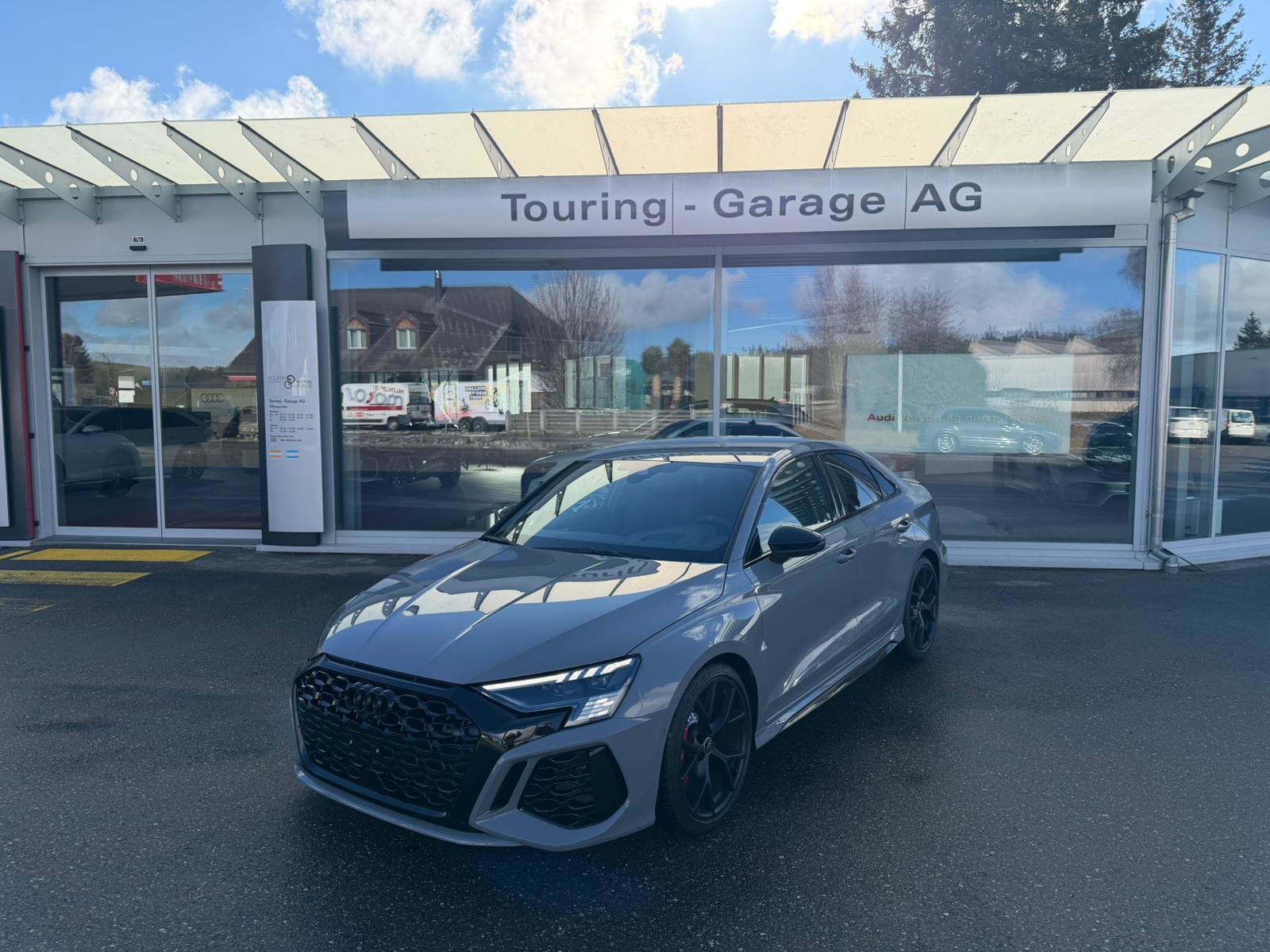 AUDI RS3 Limousine 2.5 TSI quattro S-tronic