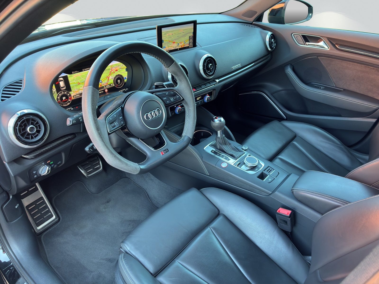 AUDI RS3 Sportback, Petrol, Second hand / Used, Automatic - 5