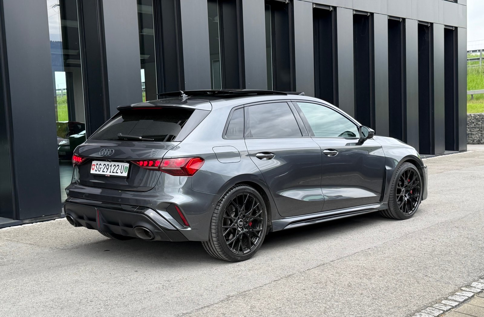 AUDI RS3 Sportback 2.5 TSI quattro Facelift Modell*CH FAhrze, Benzina, Occasioni / Usate, Automatico - 2