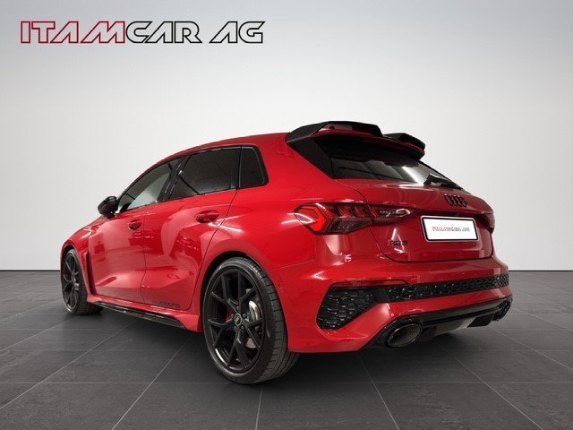 AUDI RS3 Sportback 2.5 TFSI quattro S-Tronic, Benzin, Occasion / Gebraucht, Automatik - 4