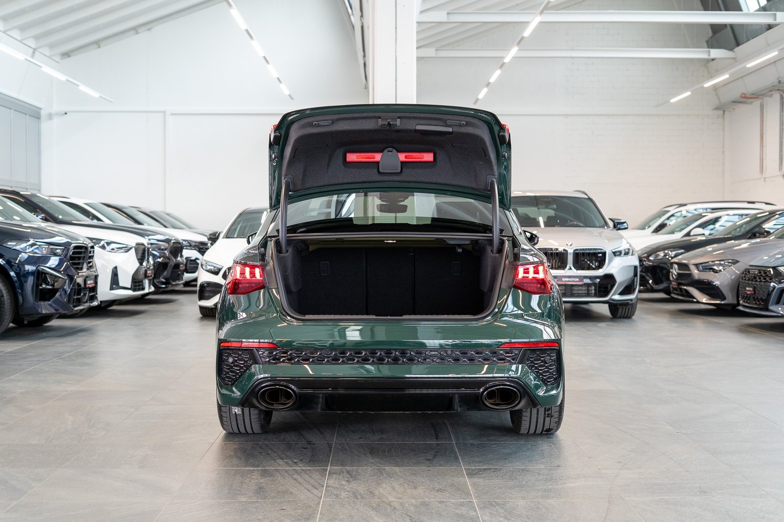 AUDI RS3 Limousine 2.5 TFSI quattro S-Tronic / Sportauspuff, Benzina, Occasioni / Usate, Automatico - 6