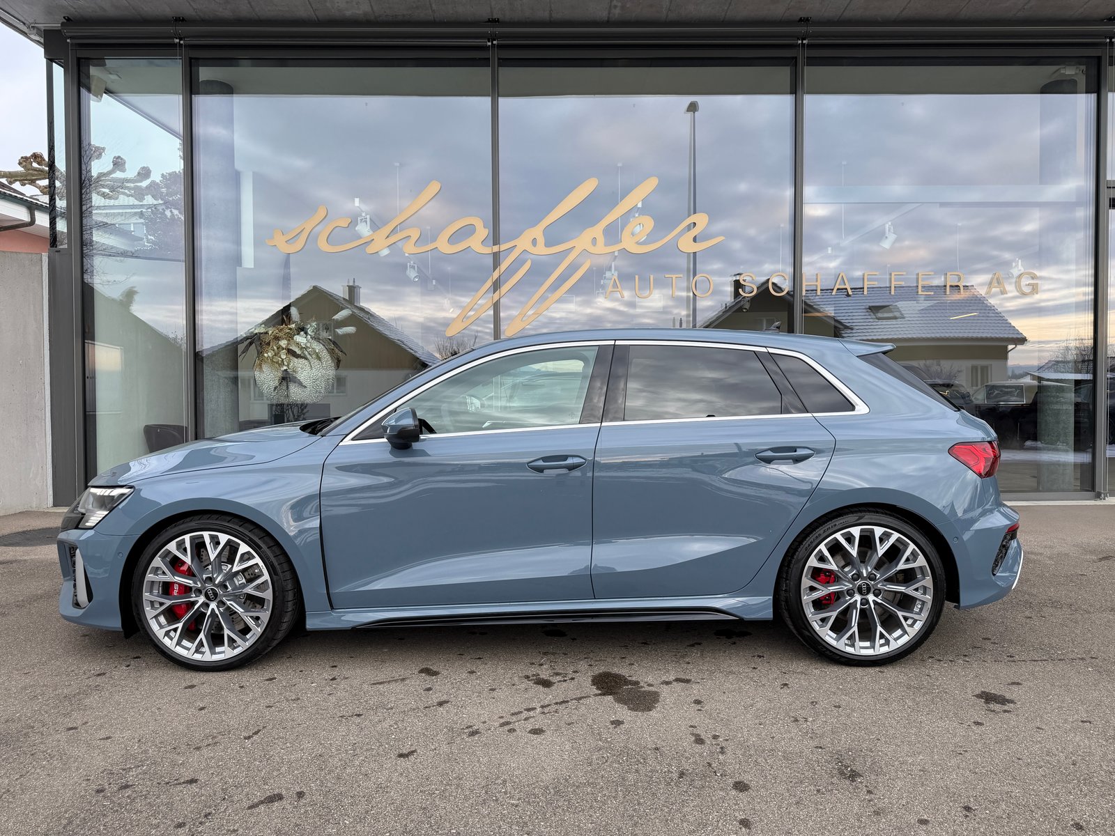 AUDI RS3 Sportback 2.5 TSI quattro S-tronic, Benzin, Occasion / Gebraucht, Automatik - 4