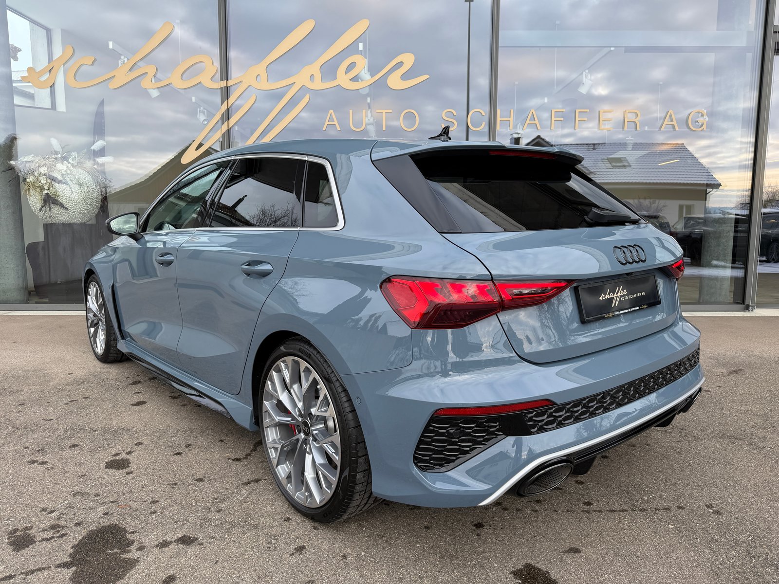 AUDI RS3 Sportback 2.5 TSI quattro S-tronic, Benzin, Occasion / Gebraucht, Automatik - 6