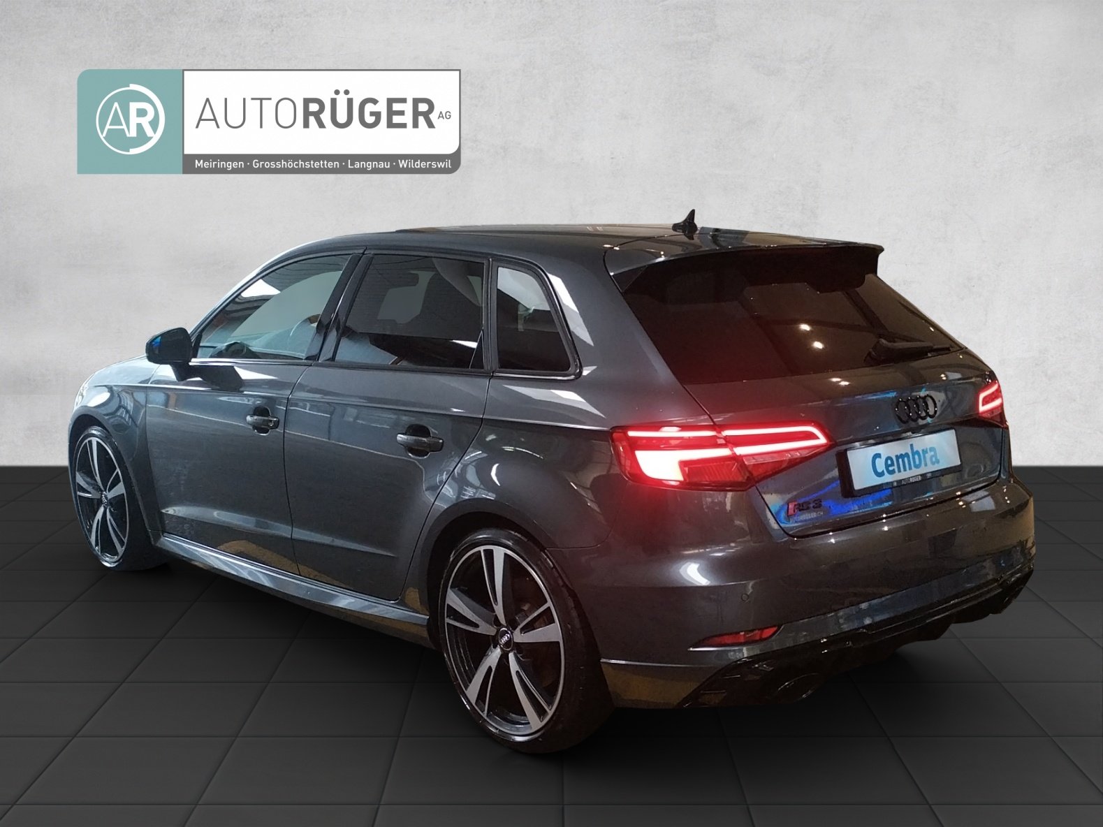 AUDI RS3 Sportback 2.5 TSI quattro S-tronic, Petrol, Second hand / Used, Automatic - 4