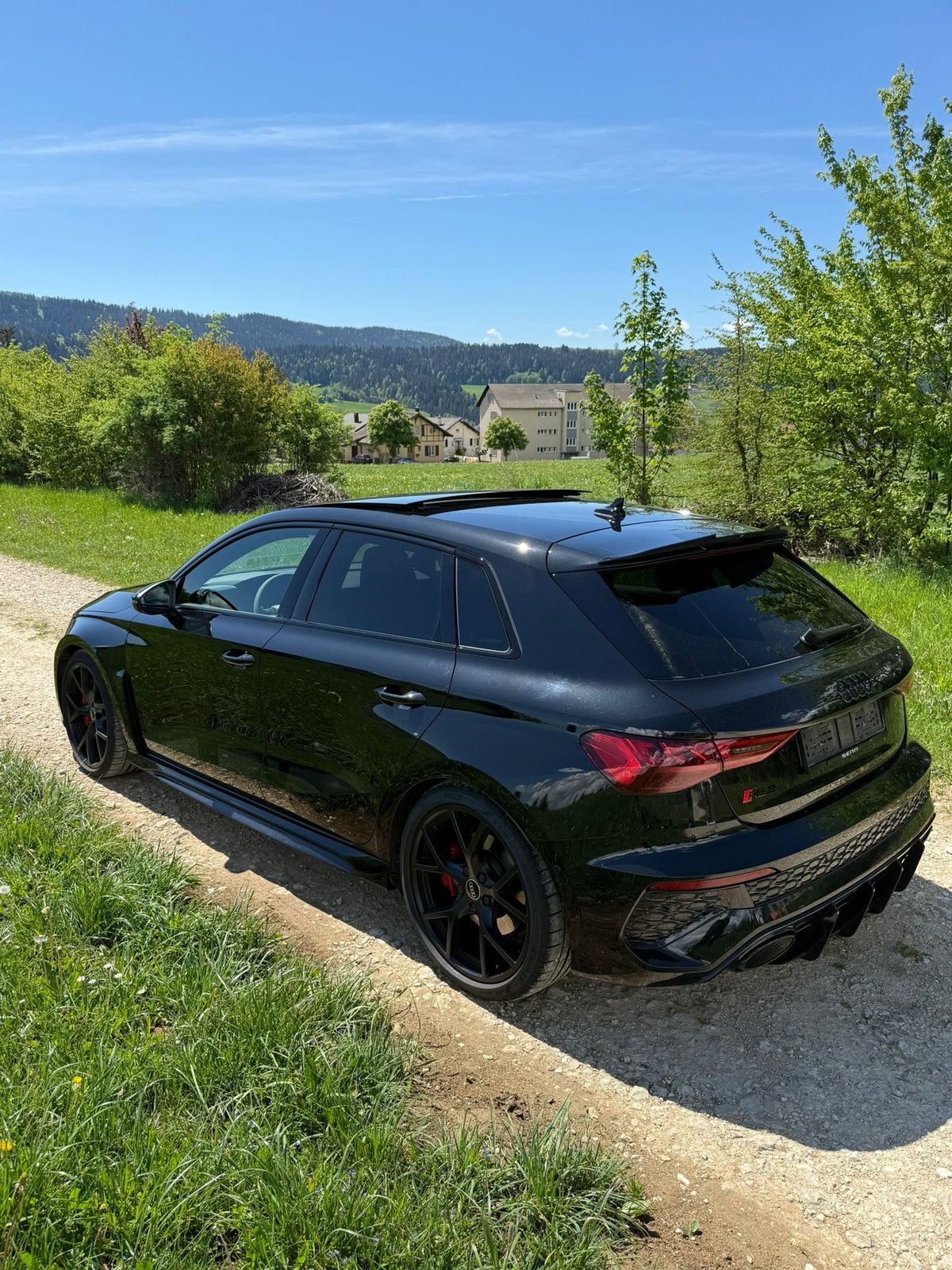 AUDI RS3 Sportback 2.5 TSI quattro S-tronic, Essence, Occasion / Utilisé, Automatique - 4