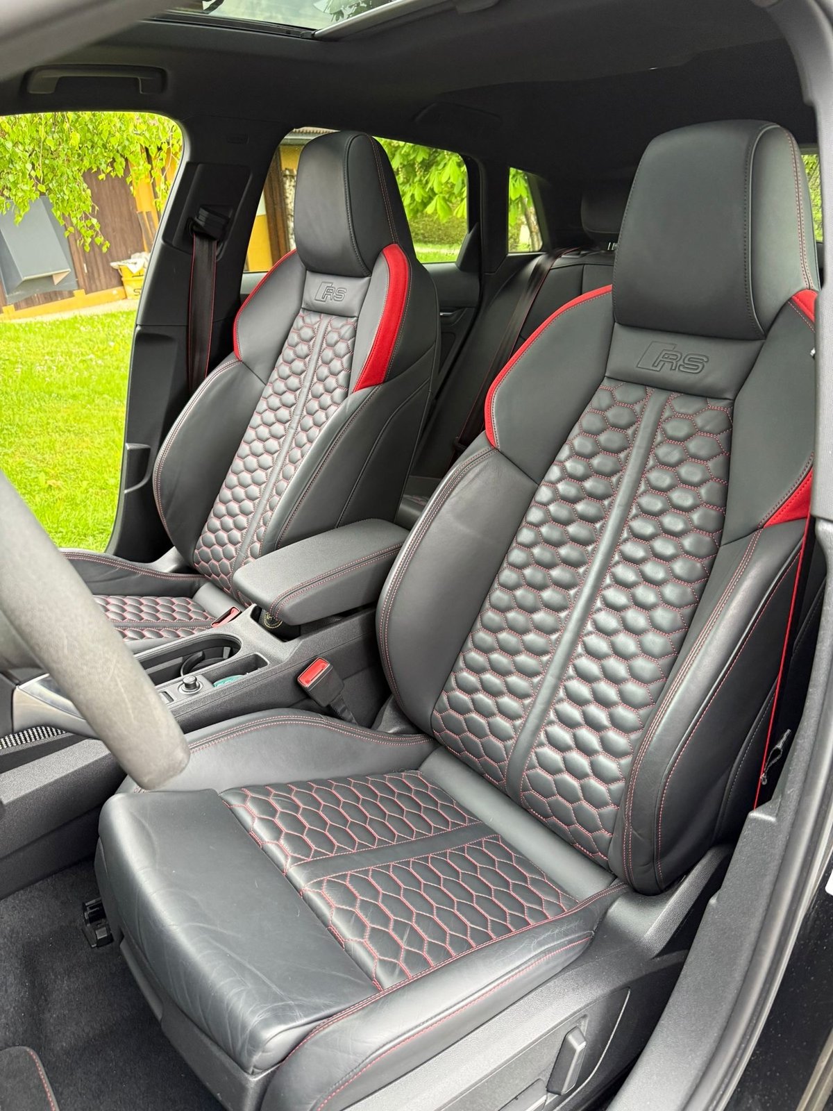 AUDI RS3 Sportback 2.5 TSI quattro S-tronic, Essence, Occasion / Utilisé, Automatique - 7