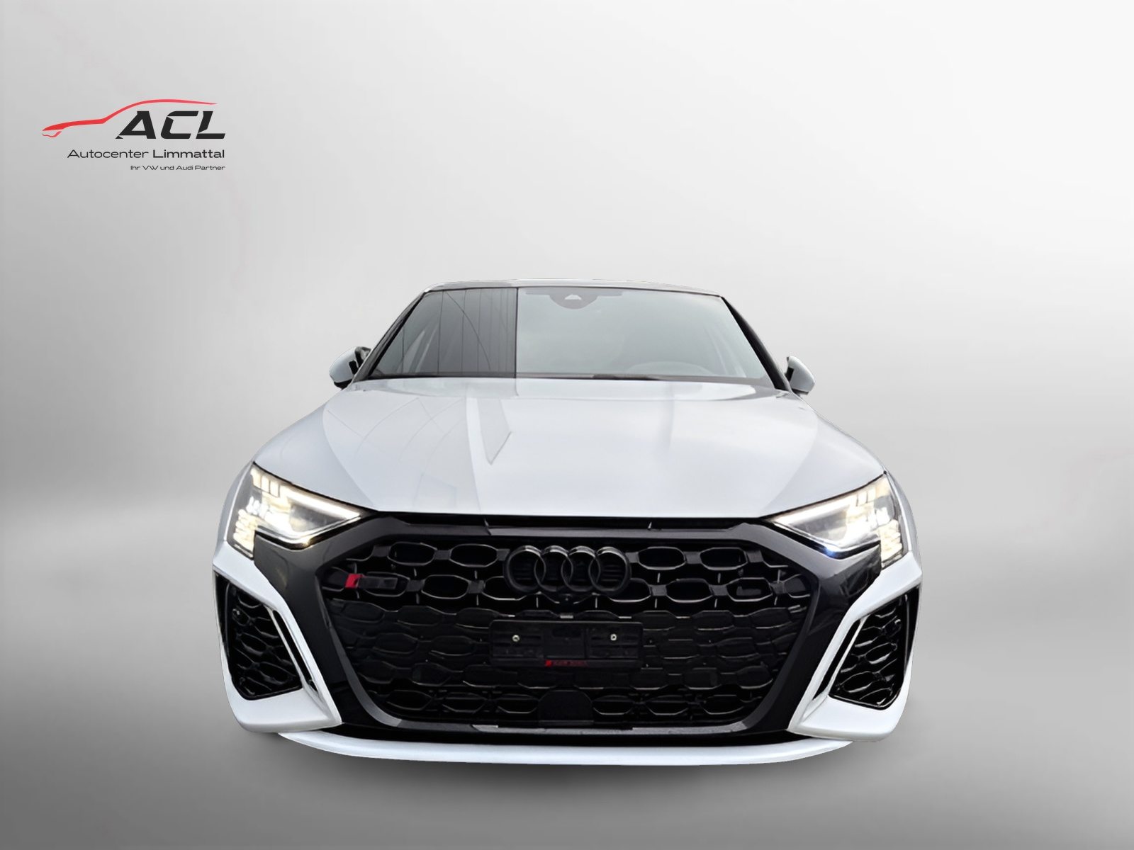 AUDI RS 3 Sportback, Benzin, Occasion / Gebraucht, Automatik - 2
