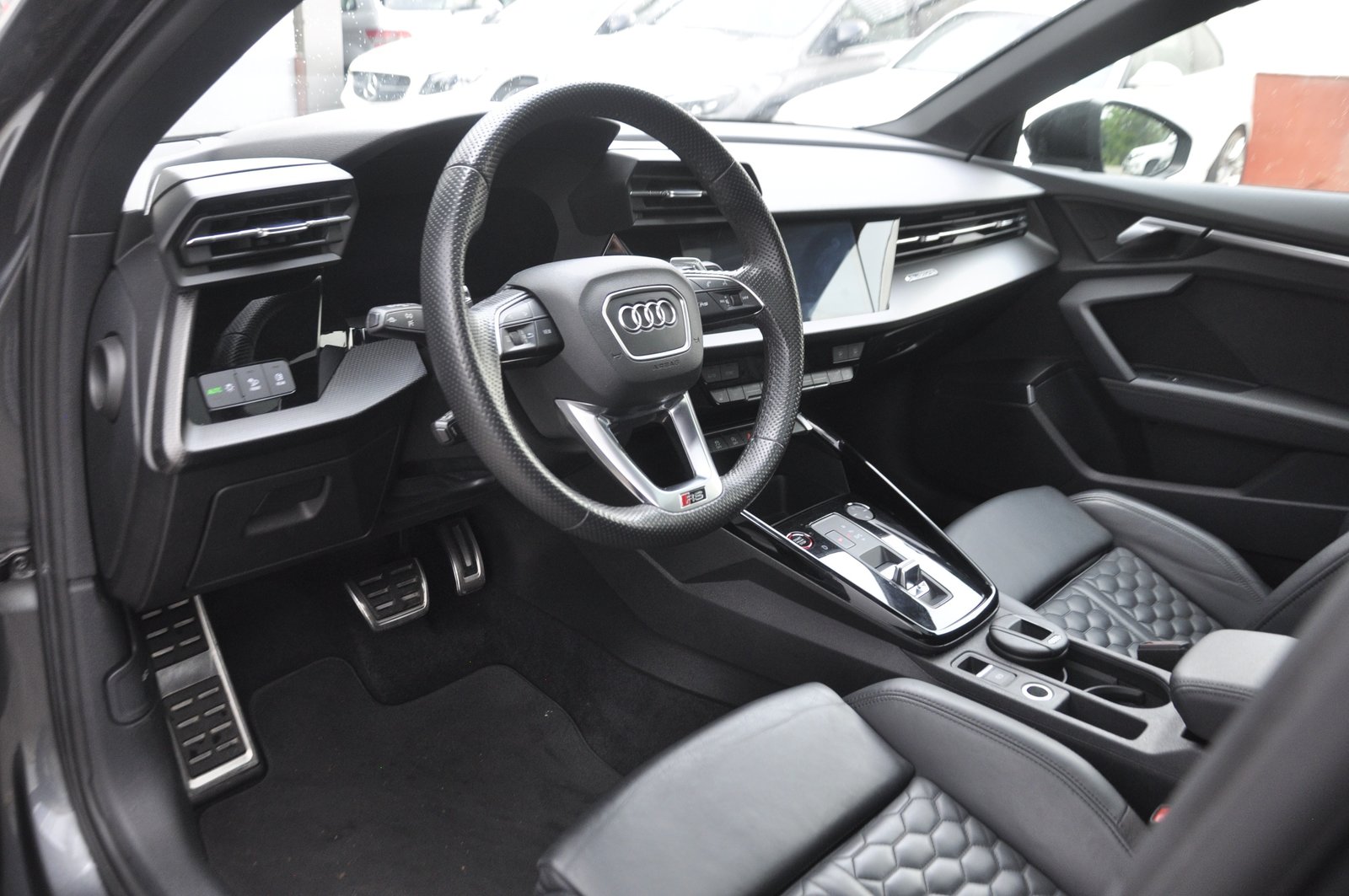 AUDI RS3 Sportback 2.5 TSI quattro S-tronic, Essence, Occasion / Utilisé, Automatique - 6
