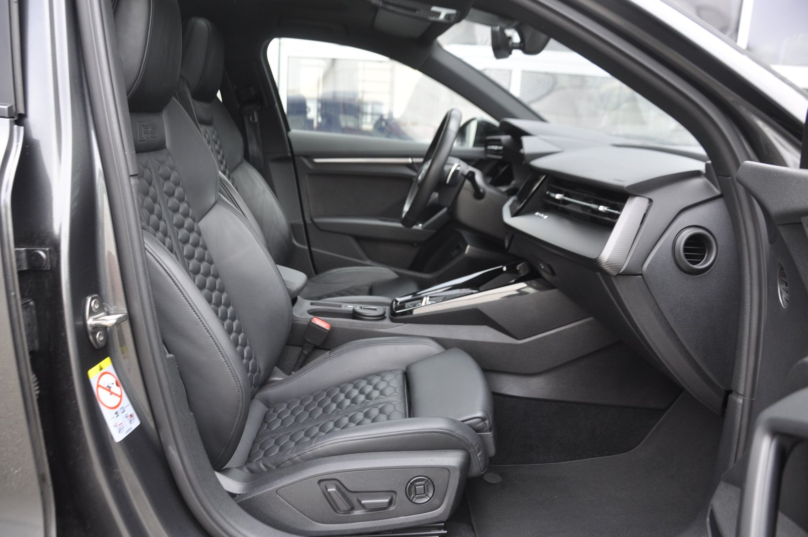 AUDI RS3 Sportback 2.5 TSI quattro S-tronic, Essence, Occasion / Utilisé, Automatique - 7