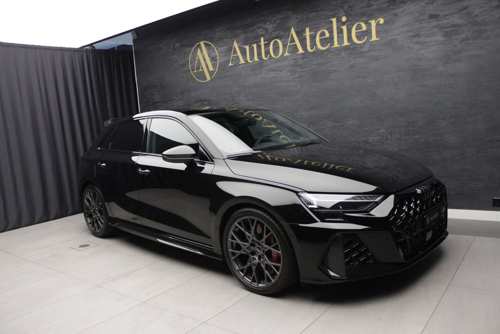 AUDI RS3 Sportback 2.5 TSI quattro S-tronic, Petrol, Second hand / Used, Automatic - 3