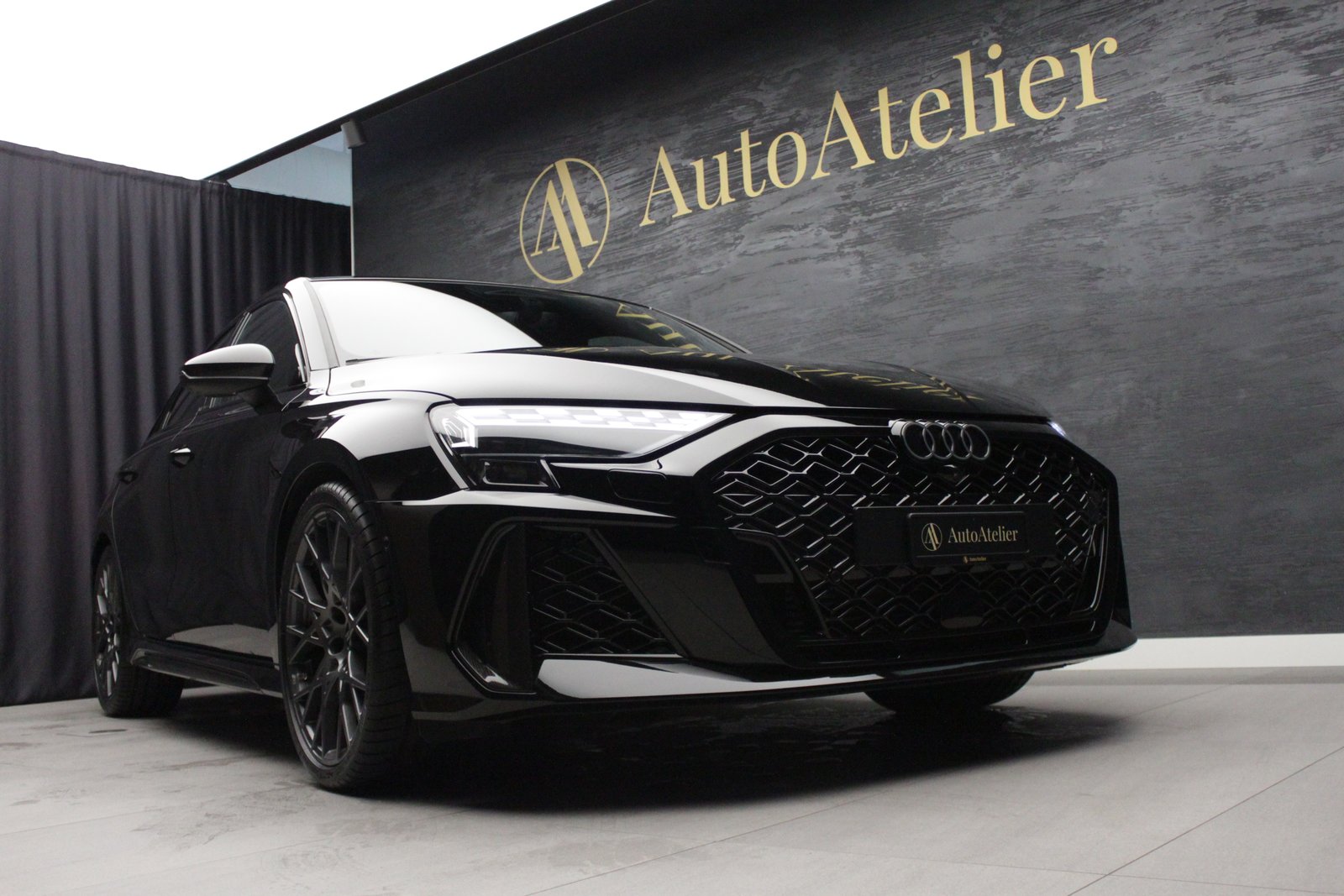 AUDI RS3 Sportback 2.5 TSI quattro S-tronic, Petrol, Second hand / Used, Automatic - 5