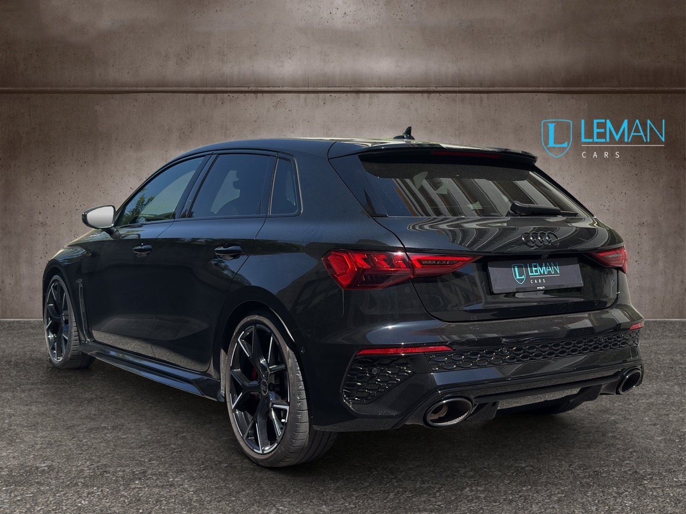 AUDI RS3 Sportback 2.5 TSI quattro S-tronic, Benzin, Occasion / Gebraucht, Automatik - 7
