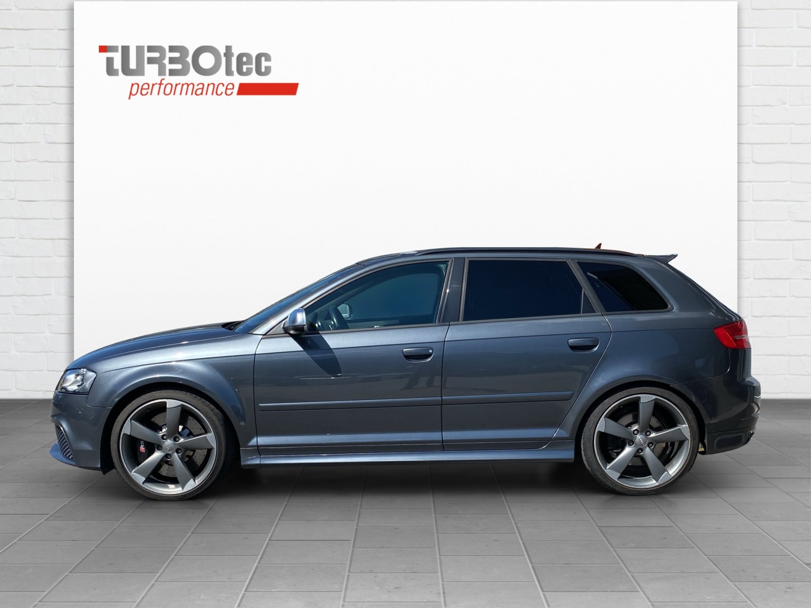 AUDI RS3 Sportback 2.5 TFSI quattro S-tronic, Benzin, Occasion / Gebraucht, Automatik - 2
