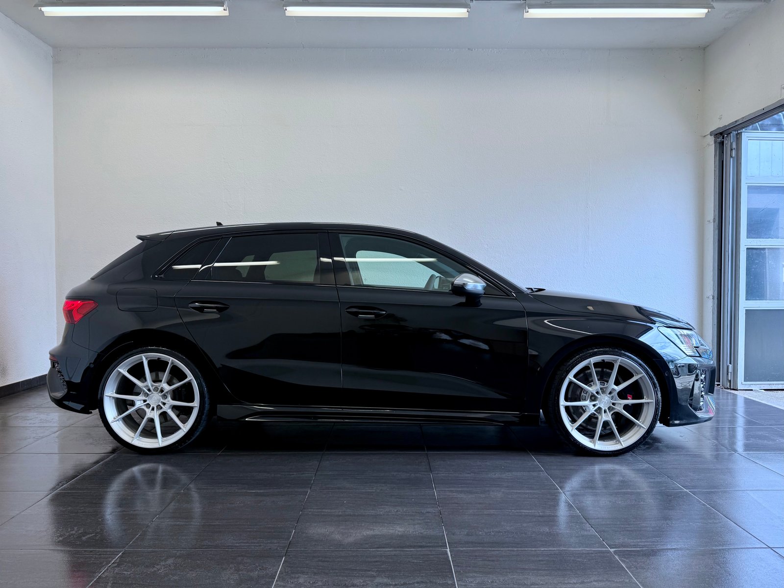 AUDI RS3 Sportback 2.5 TSI quattro S-tronic Titan Forged, Benzina, Occasioni / Usate, Automatico - 4