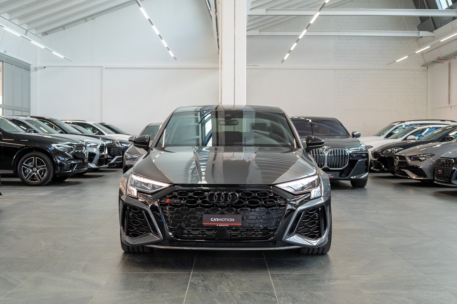 AUDI RS3 Limousine 2.5 TFSI quattro S-Tronic / Alcantara-Len, Petrol, Second hand / Used, Automatic - 2