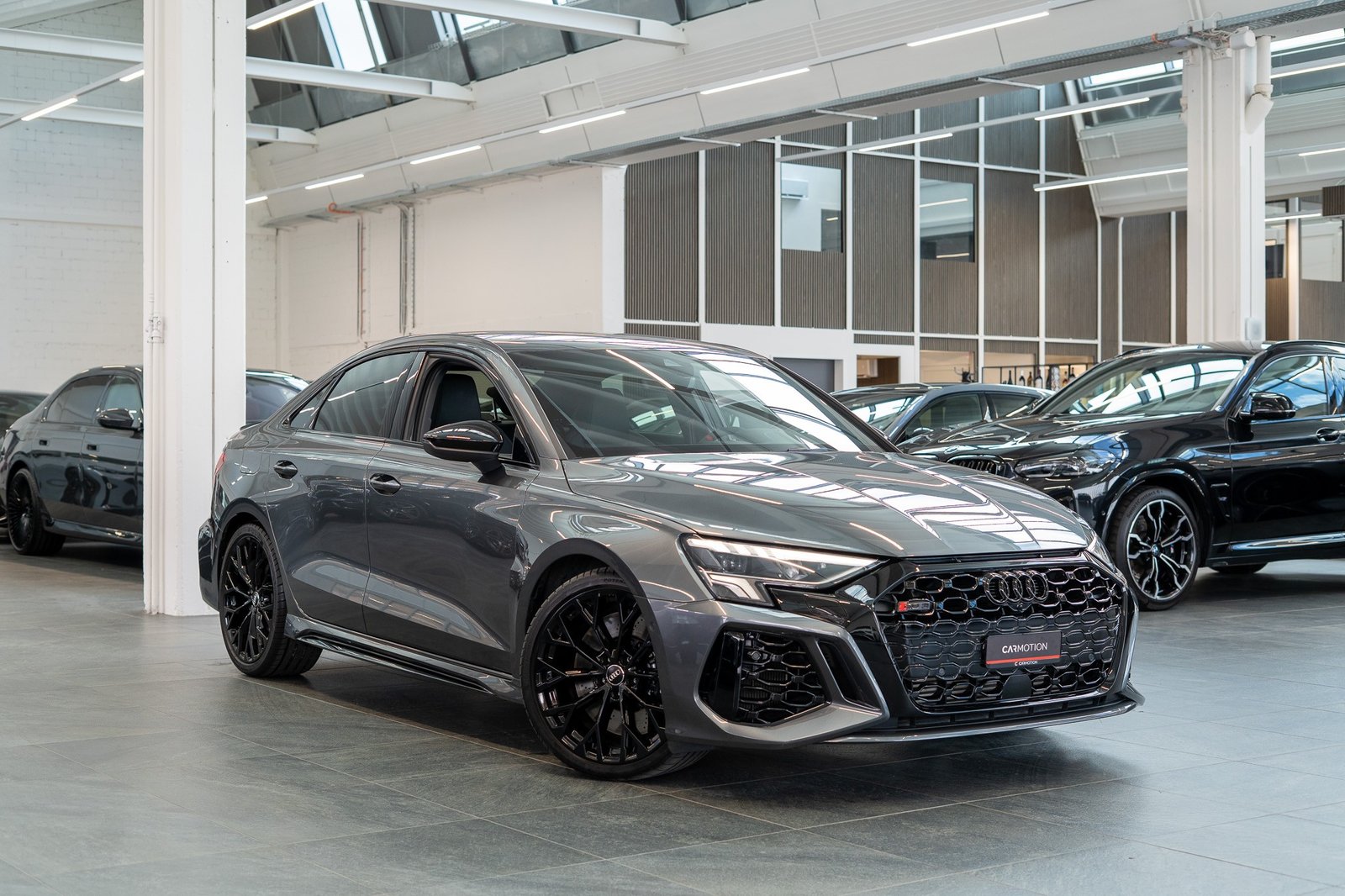 AUDI RS3 Limousine 2.5 TFSI quattro S-Tronic / Alcantara-Len, Petrol, Second hand / Used, Automatic - 3