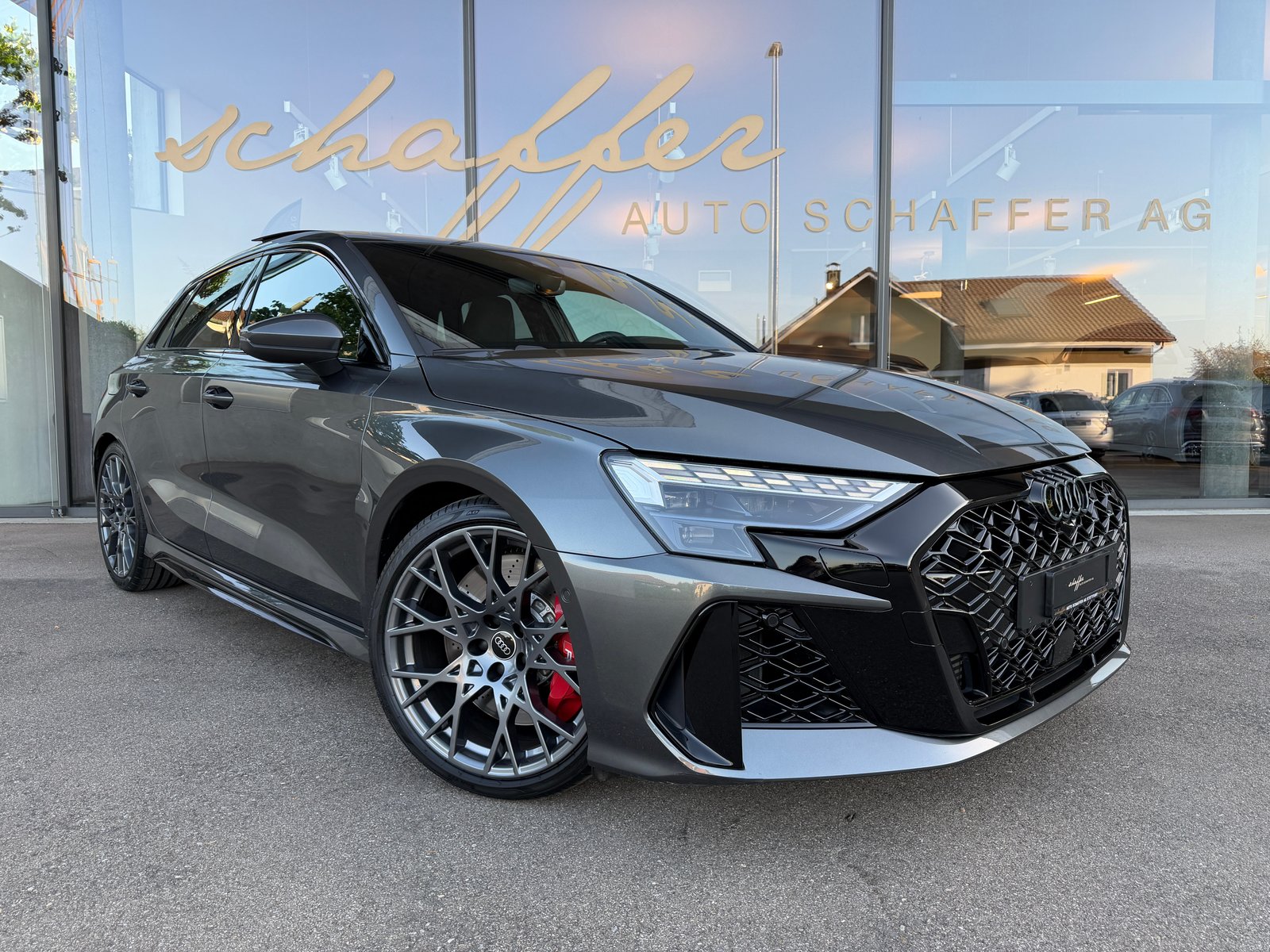 AUDI RS3 Sportback 2.5 TSI quattro S-tronic, Benzin, Occasion / Gebraucht, Automatik - 4