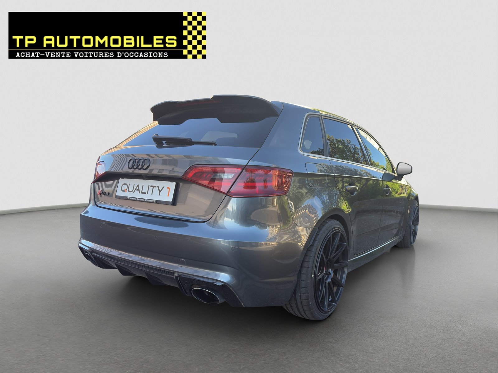 AUDI RS3 2.5 TSI quattro S-tronic, Benzin, Occasion / Gebraucht, Automatik - 5