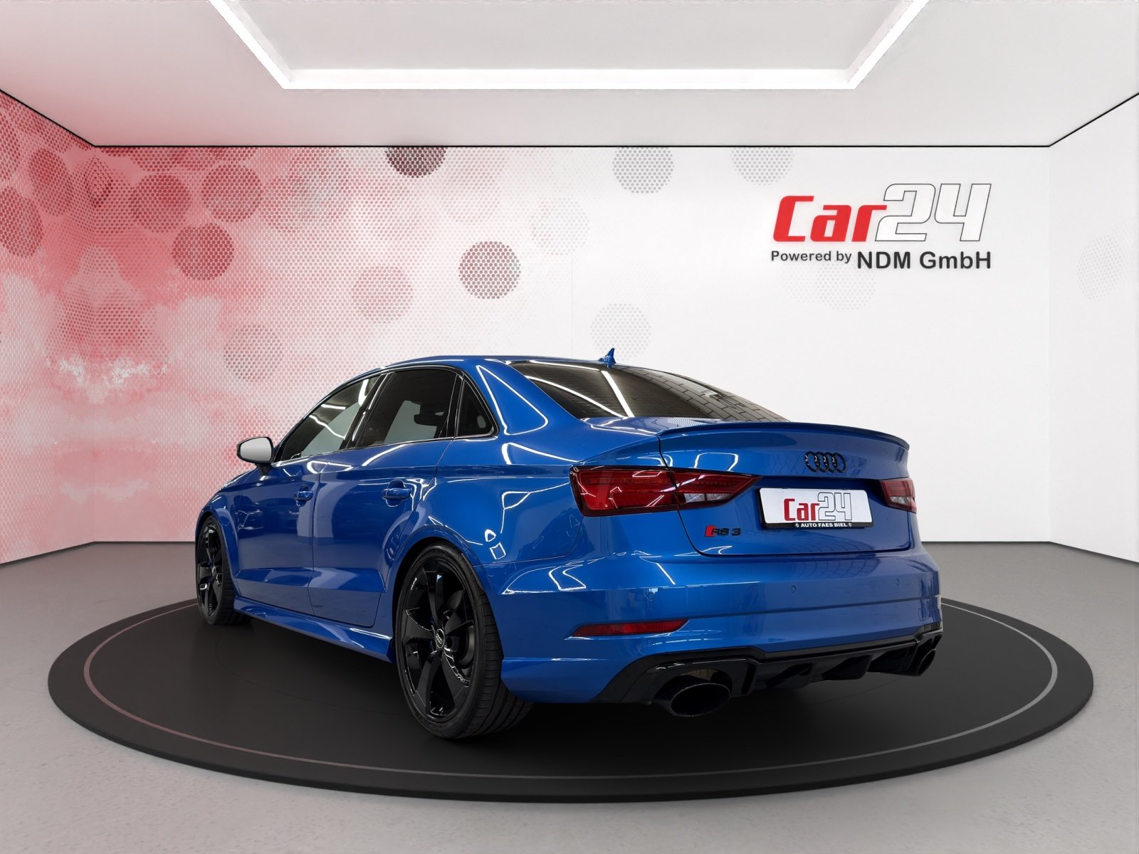 AUDI RS3 Limousine 2.5 TSI quattro S-tronic, Benzin, Occasion / Gebraucht, Automatik - 7
